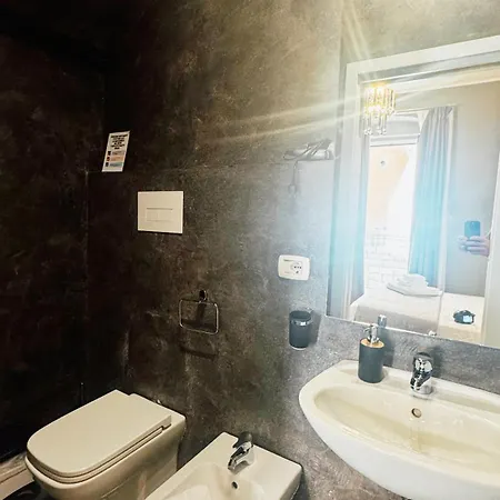 Konukevi Duomo Charming 3*